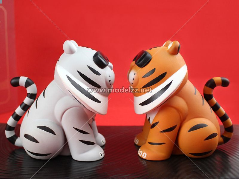 Cute Tiger Animal Sculpture  Desk Decoration