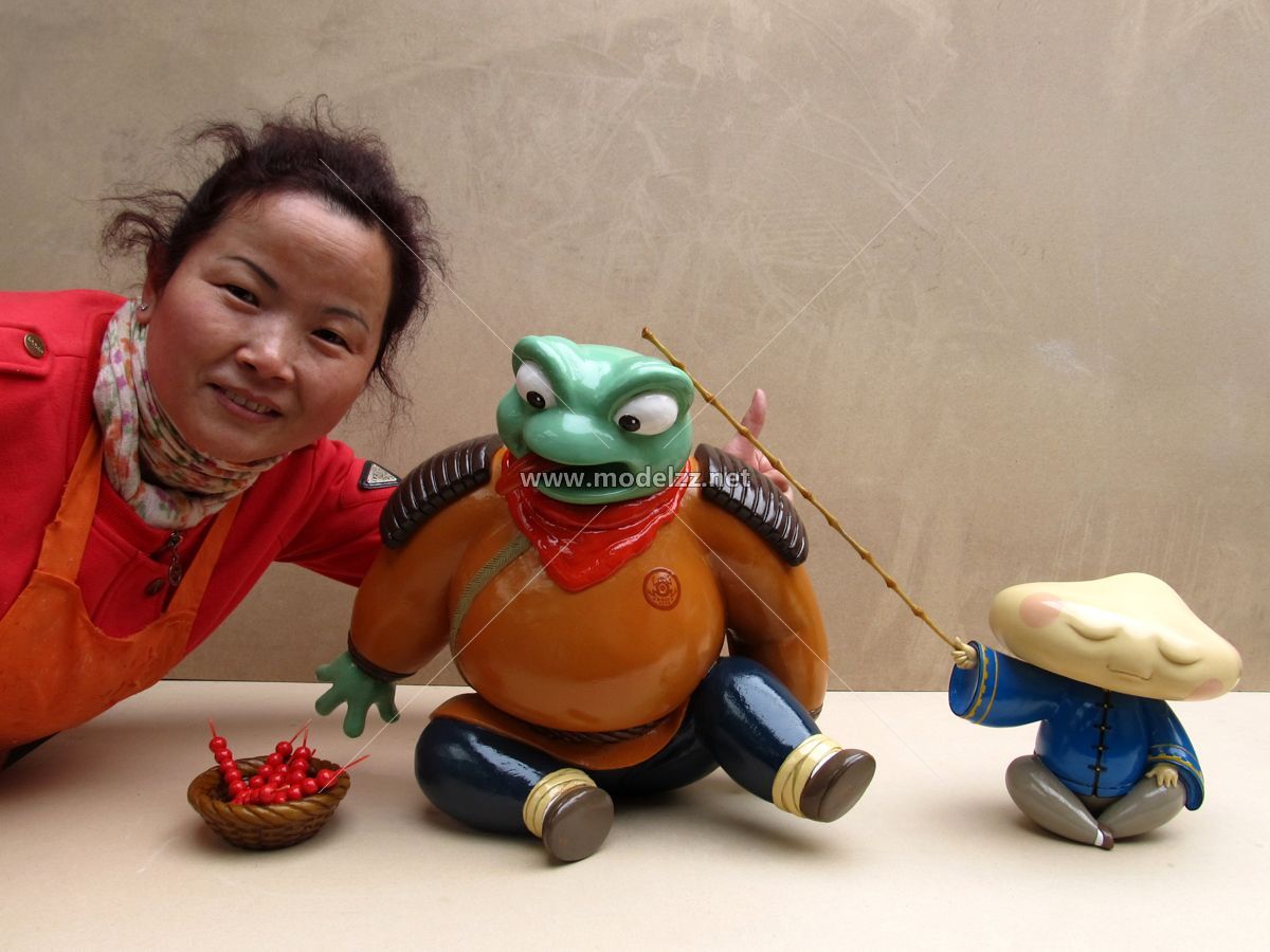 Cartoon Frog Animal Sculpture
