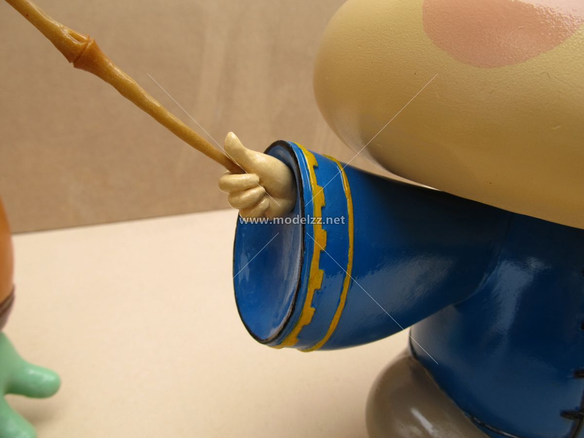 Cartoon Frog Animal Sculpture