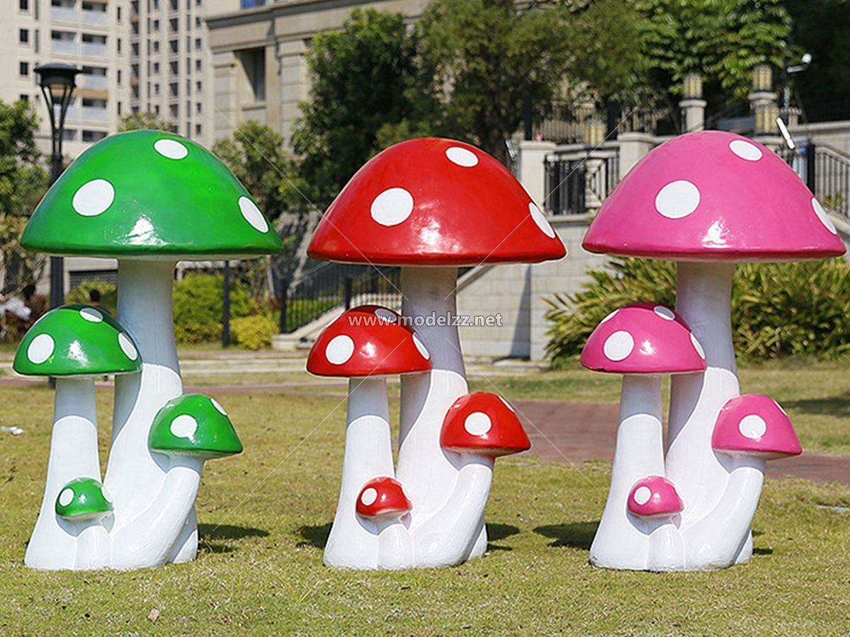 Cartoon Mushroom FRP Cartoon Mascot Figure